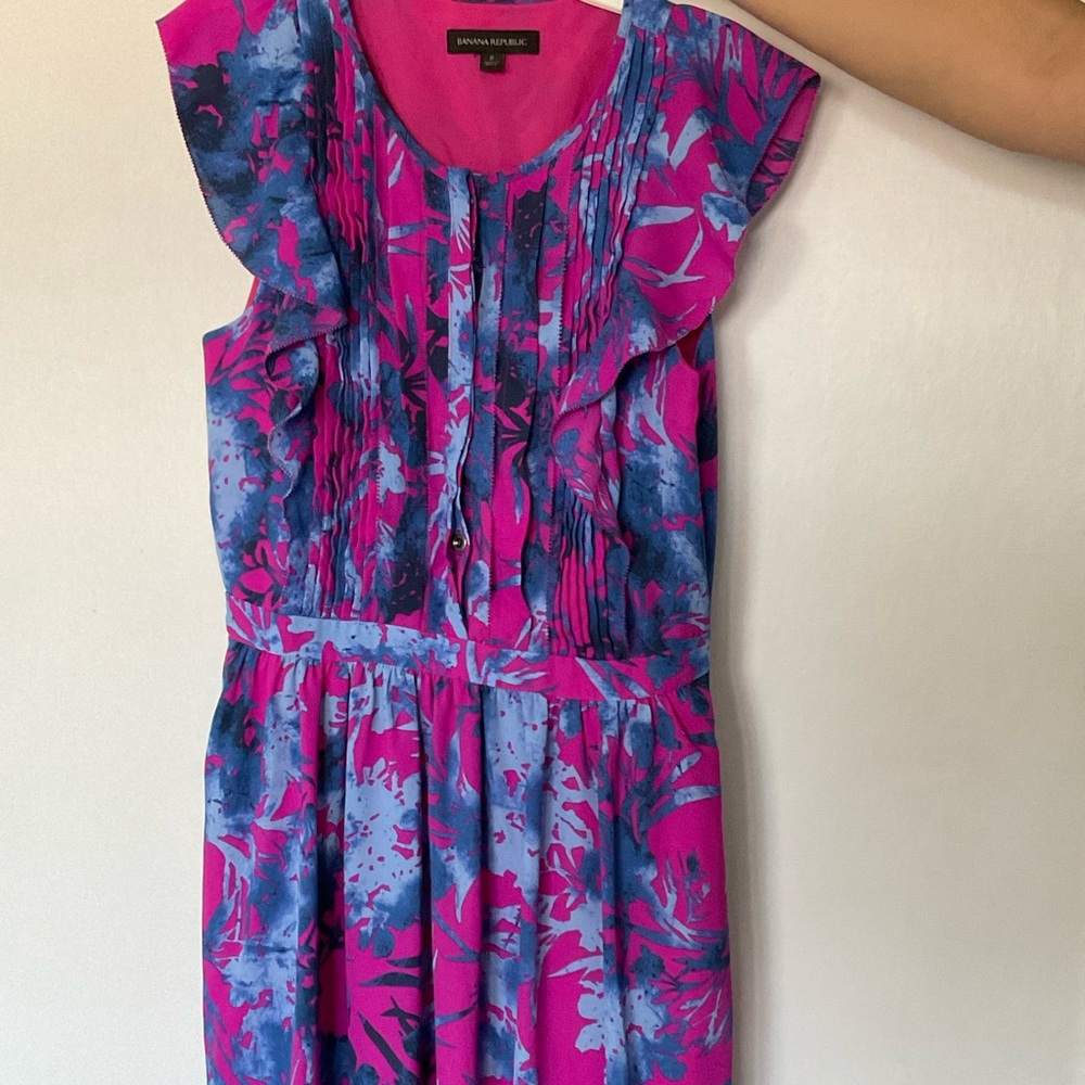 Banana Republic size 2 colorful flowery dress